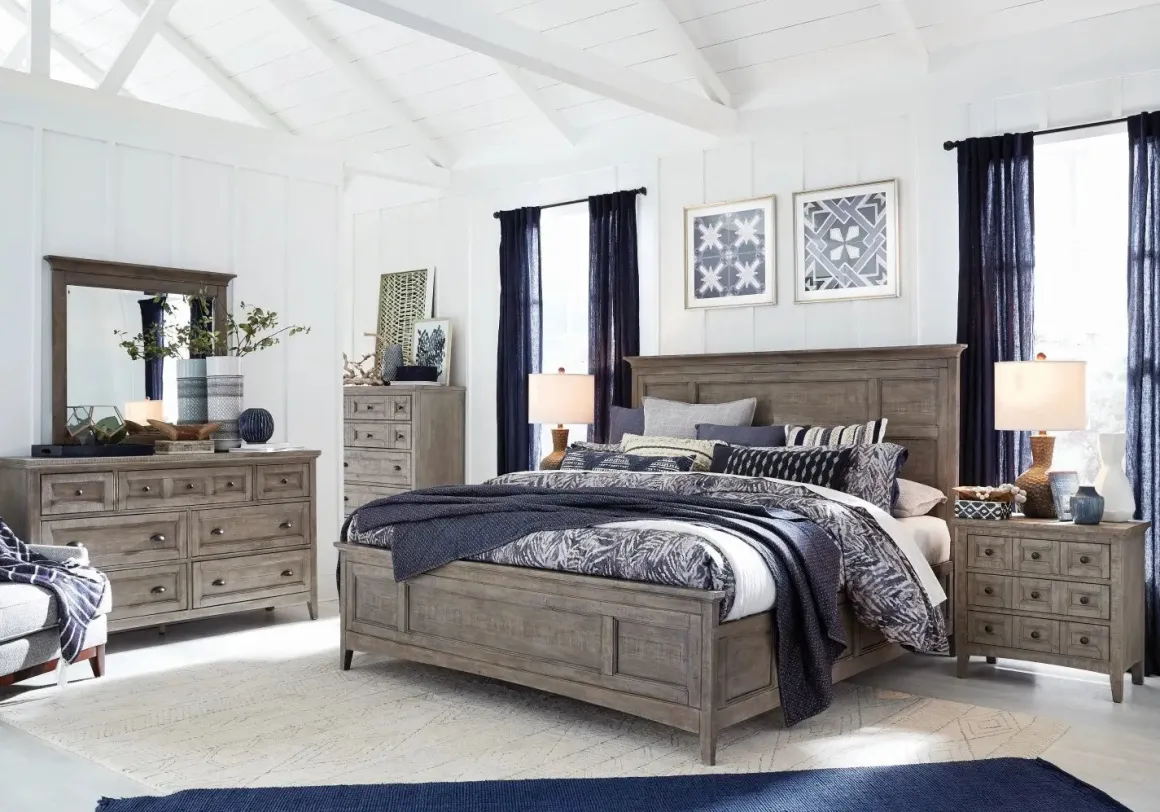 Bay Creek Chest In Light Gray