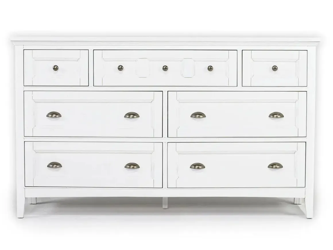 Bay Creek Dresser In Nutmeg