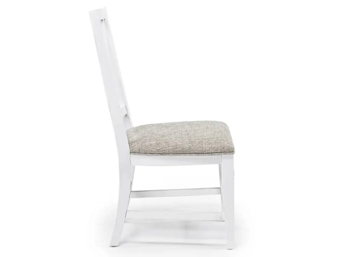 Bay Creek Extendable Dining Table & 4 Upholstered V-Back Chairs In Toasted Nutmeg