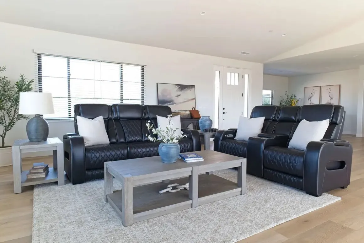 Boyington 2 Power Console Loveseat In Gray Leather