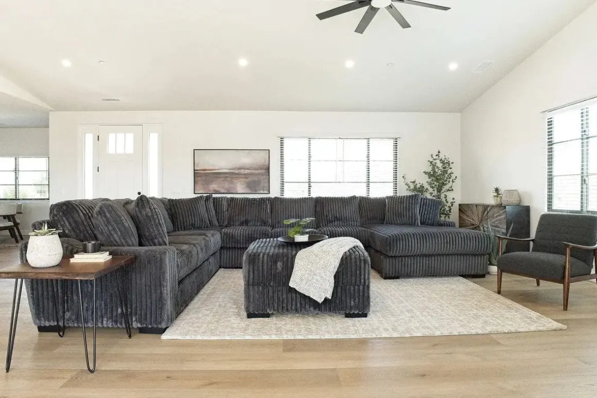 Casper 4 Piece Xl Sofa Chaise Sectional In Pony Slate, Left Facing