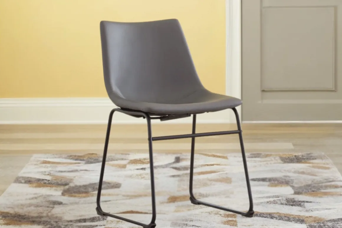 Centiar Side Chair In Black