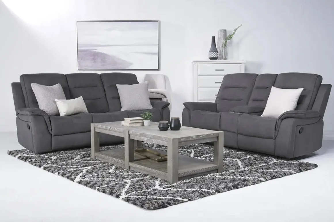 Chanell Reclining Console Loveseat In New Nappa Light Gray
