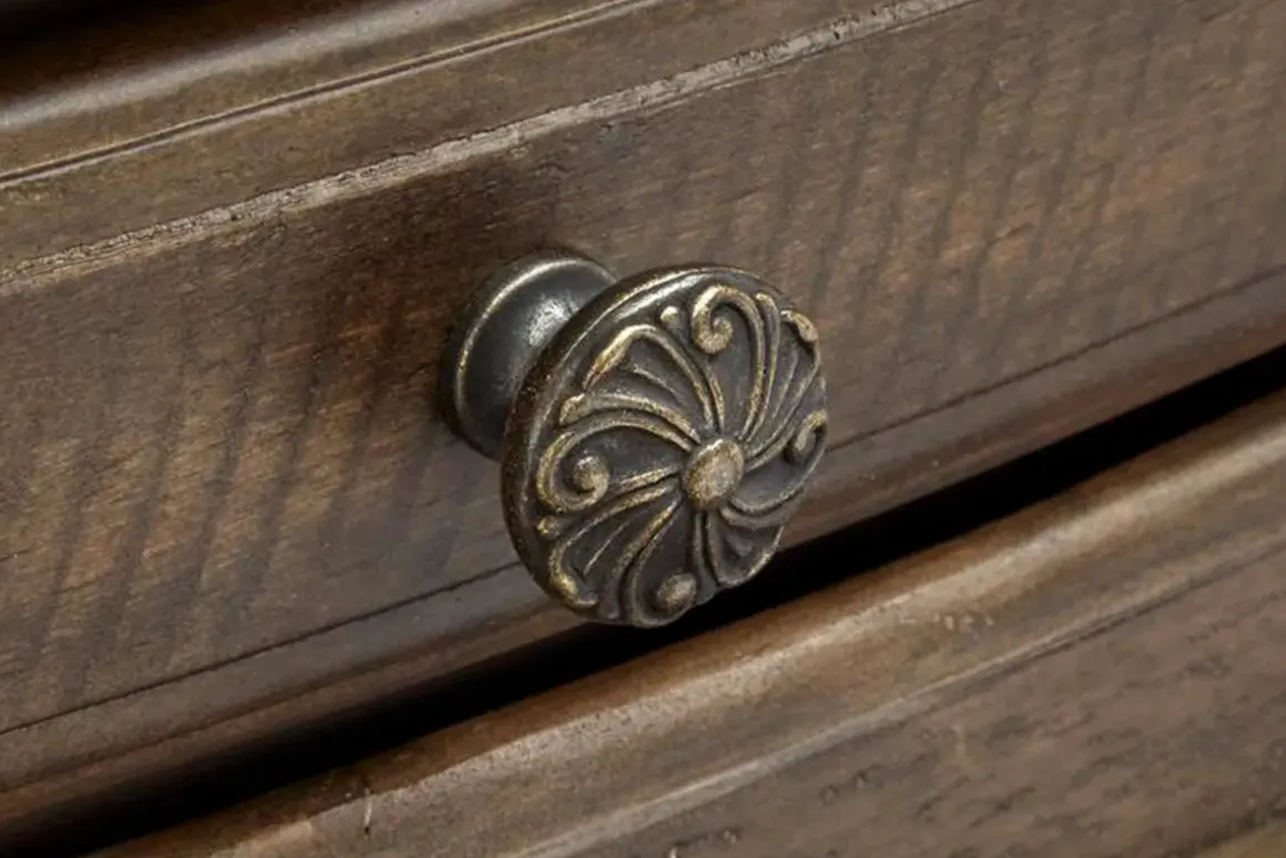 Durango 3 Drawer Nightstand In Willadeene