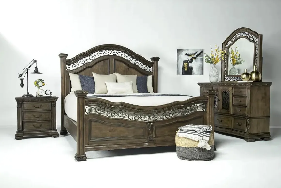 Durango 3 Drawer Nightstand In Willadeene