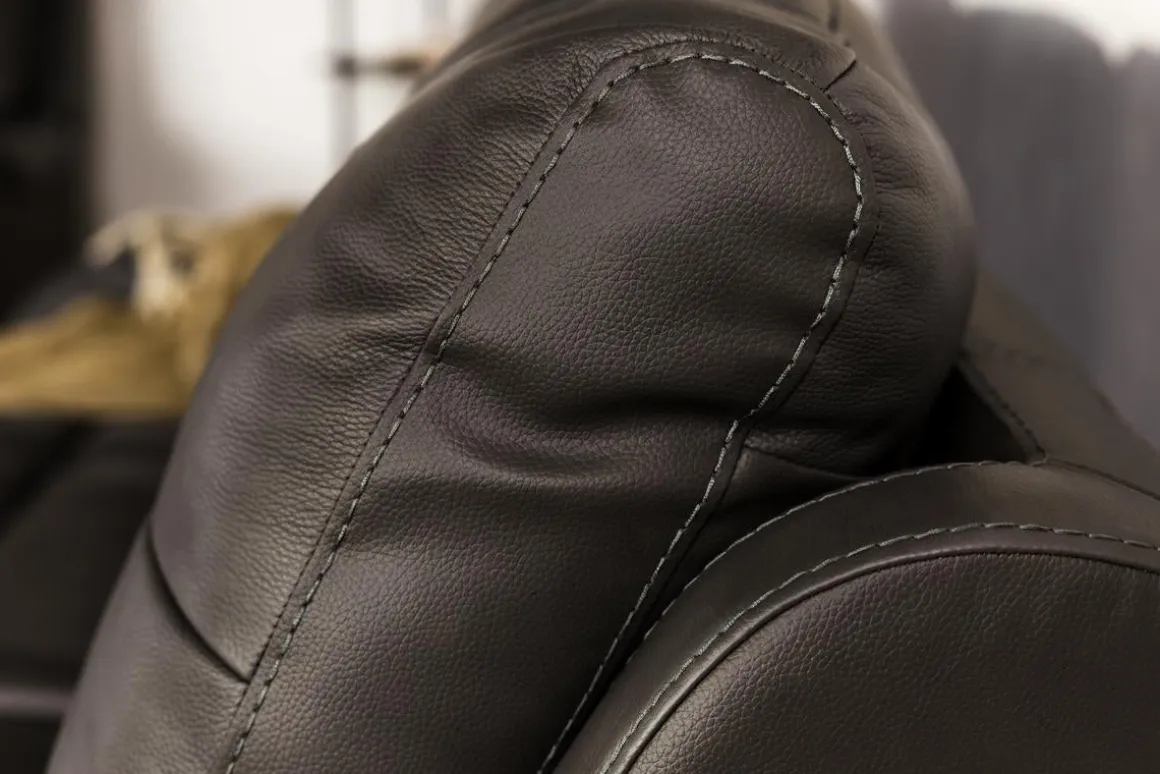 Estilo 2 Power Console Loveseat In Canyon Gray