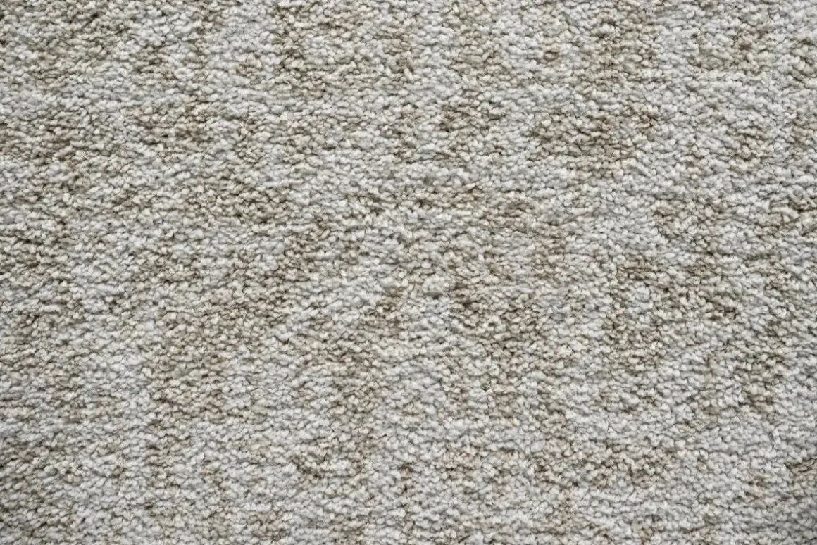 Granada Monte Rug In Ivory/Beige, 5’ X 8’
