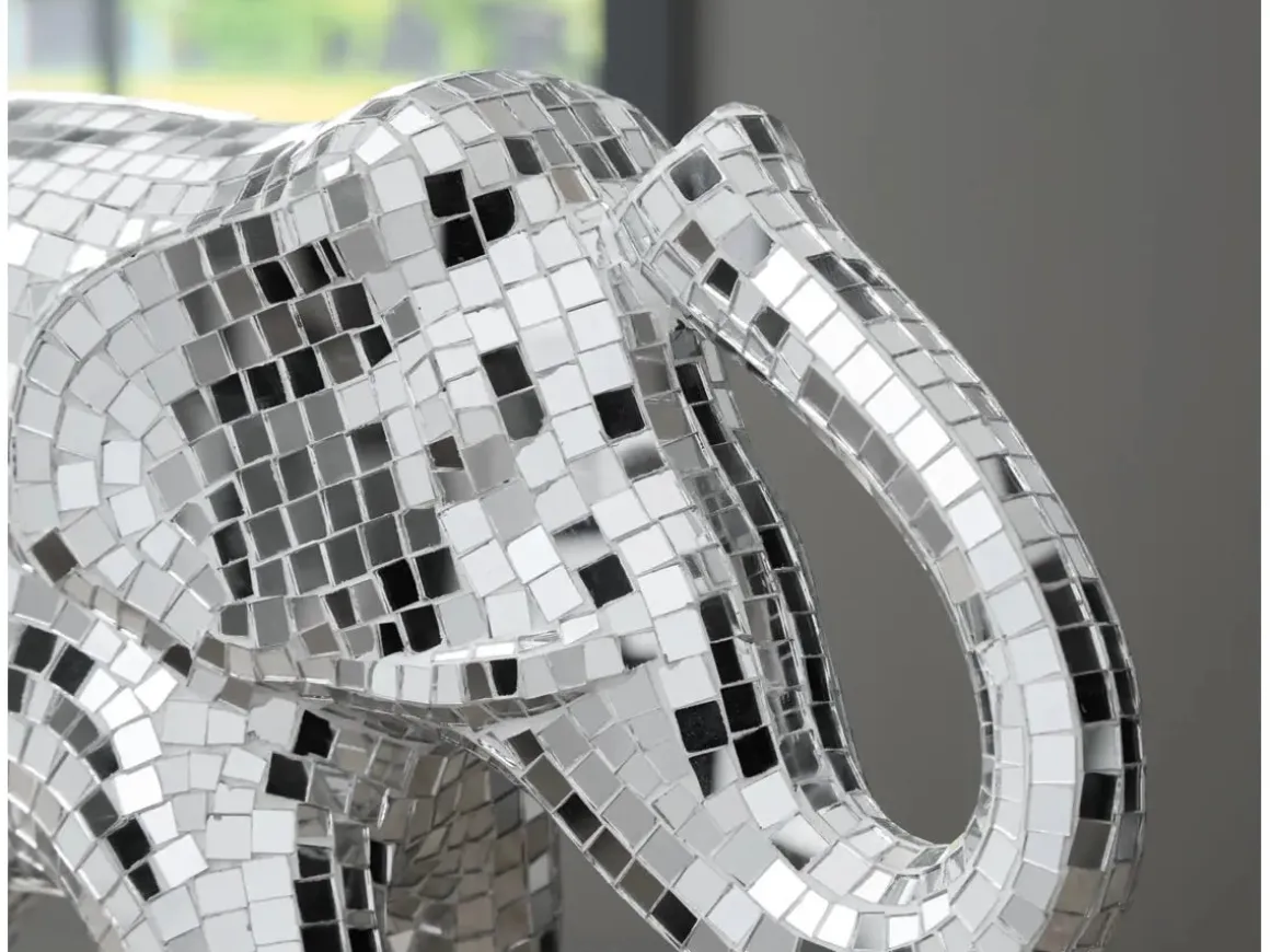 Hallmont Elephant Sculpture