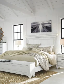 Kanwyn Panel Bed W/ Storage In White Wash, Queen