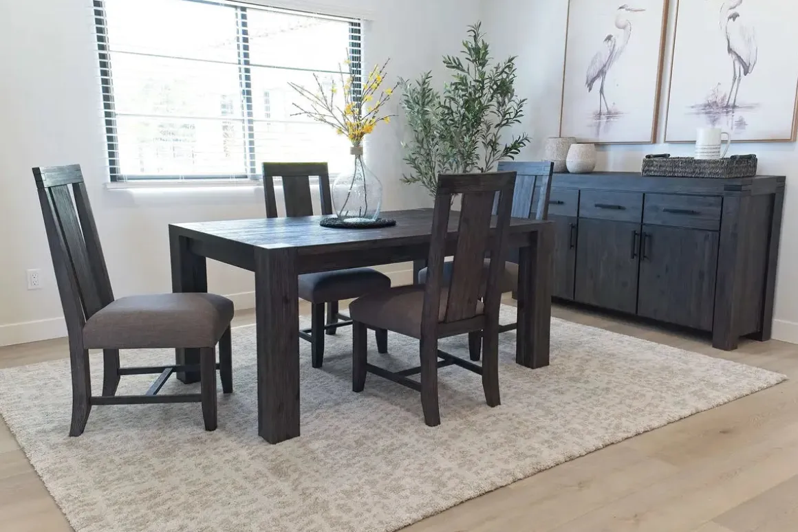 Meadow Extendable Dining Table & 4 Chairs In Brown