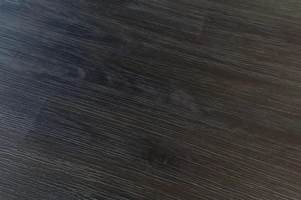 Meadow Extendable Dining Table & 4 Chairs In Brown