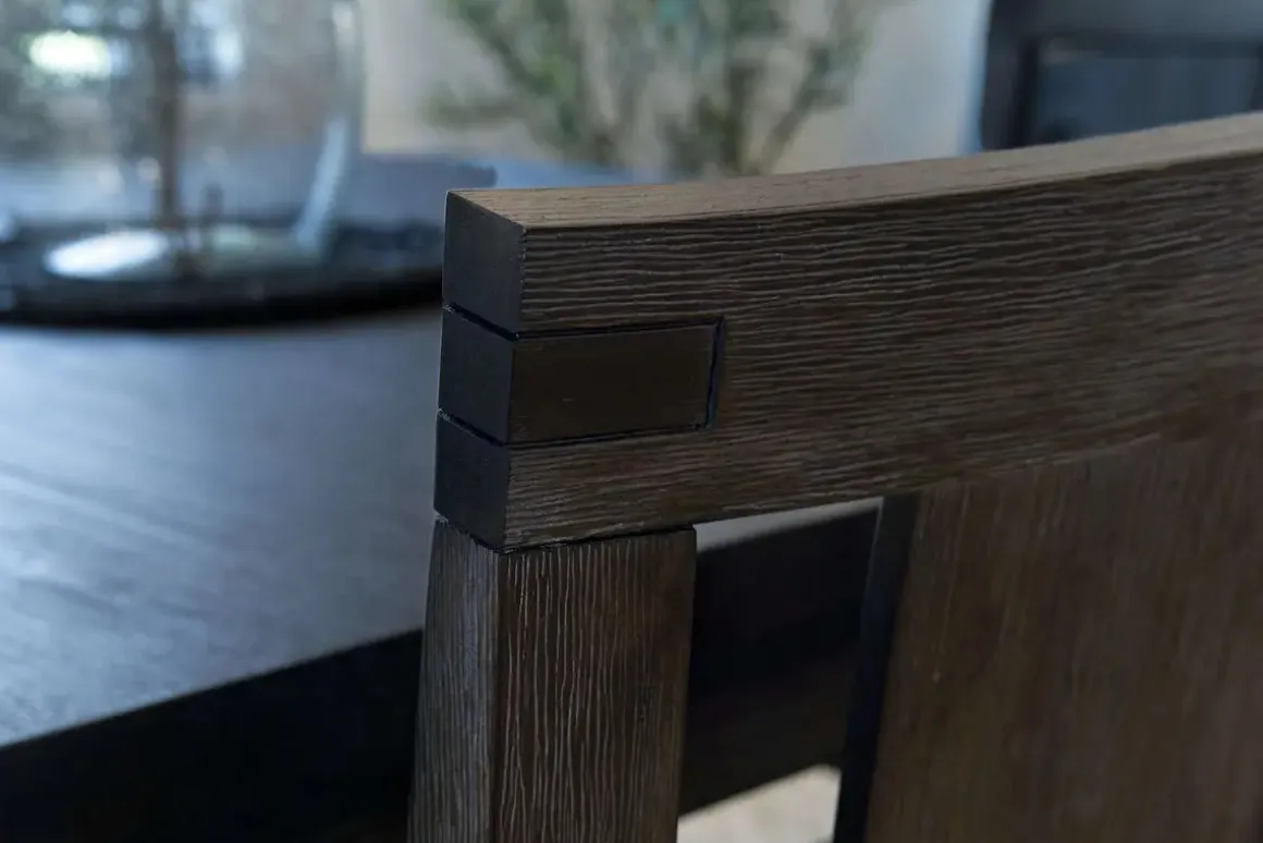 Meadow Extendable Dining Table & 4 Chairs In Brown