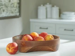 Myrtewood Bowl In Natural