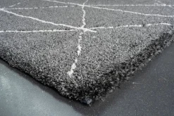 Nube Halo Rug In Anthracite/Ivory, 5’ X 8’
