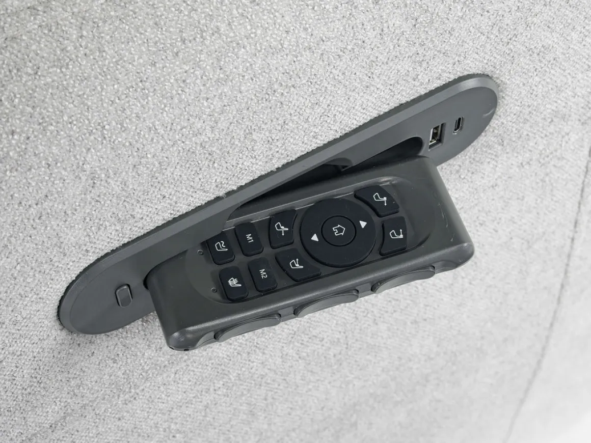 Palencia 3 Power Sofa In Trento Charcoal