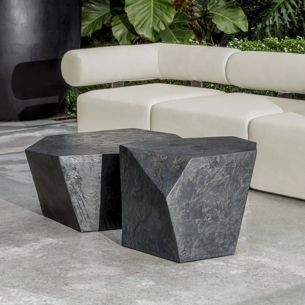 Parra Outdoor End Table In Gray