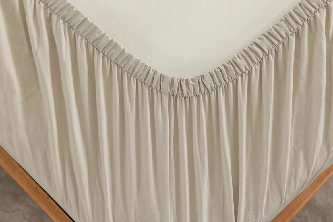 Soft Wash Sheets In White, Twin