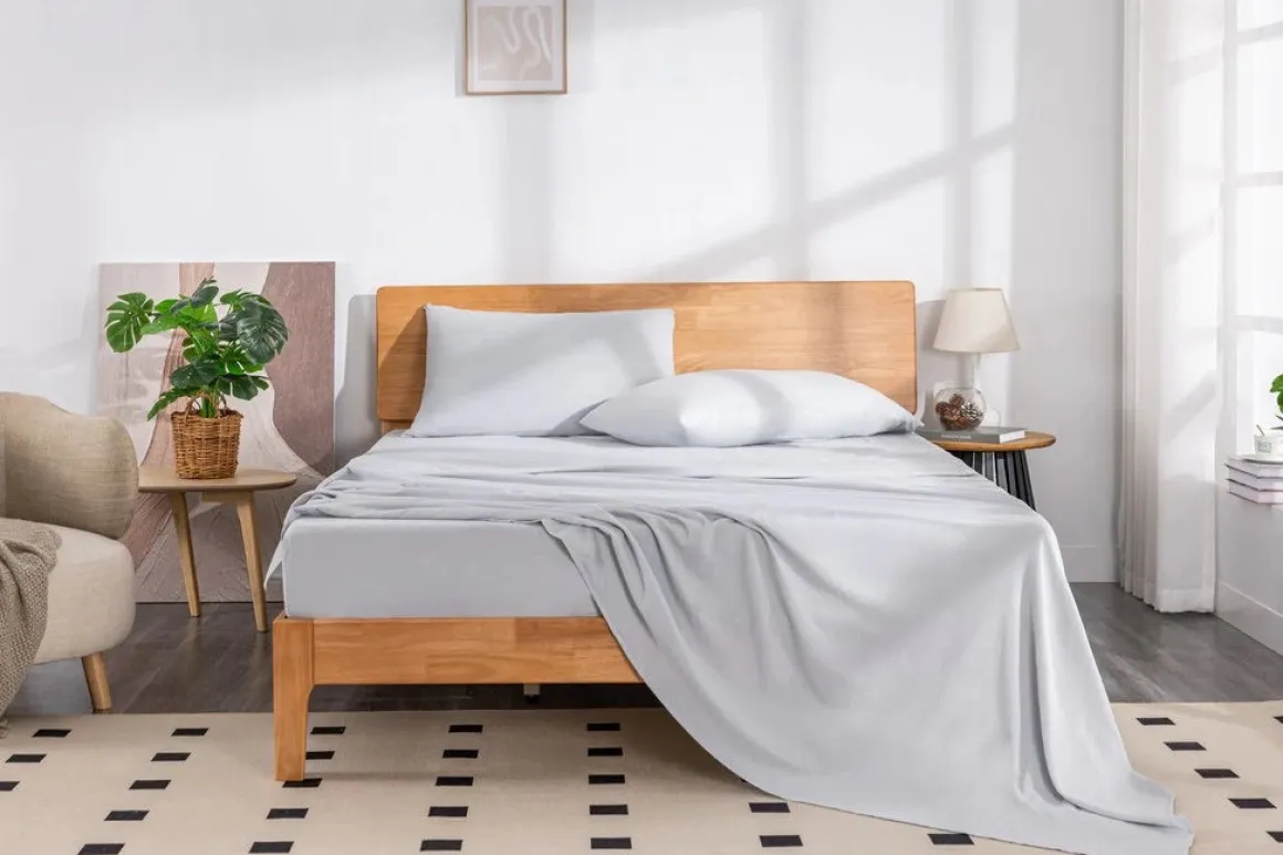 Soft Wash Sheets In White, Twin