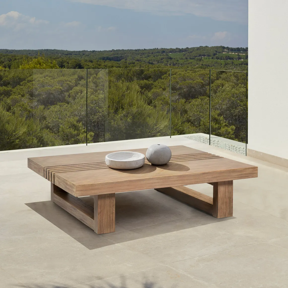 Vivid Outdoor Coffee Table In Brown