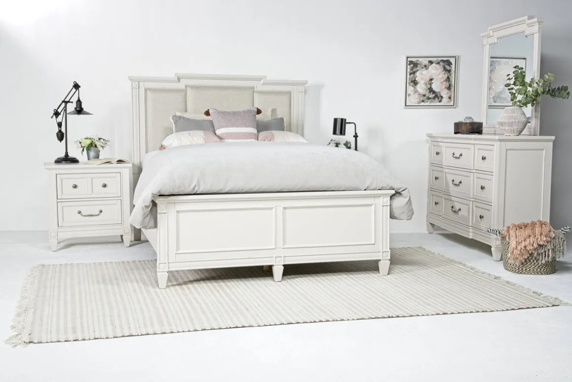 Willowbrook Upholstered Panel Bed In Pebble, Queen