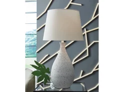 Wyattford Metal Lamp