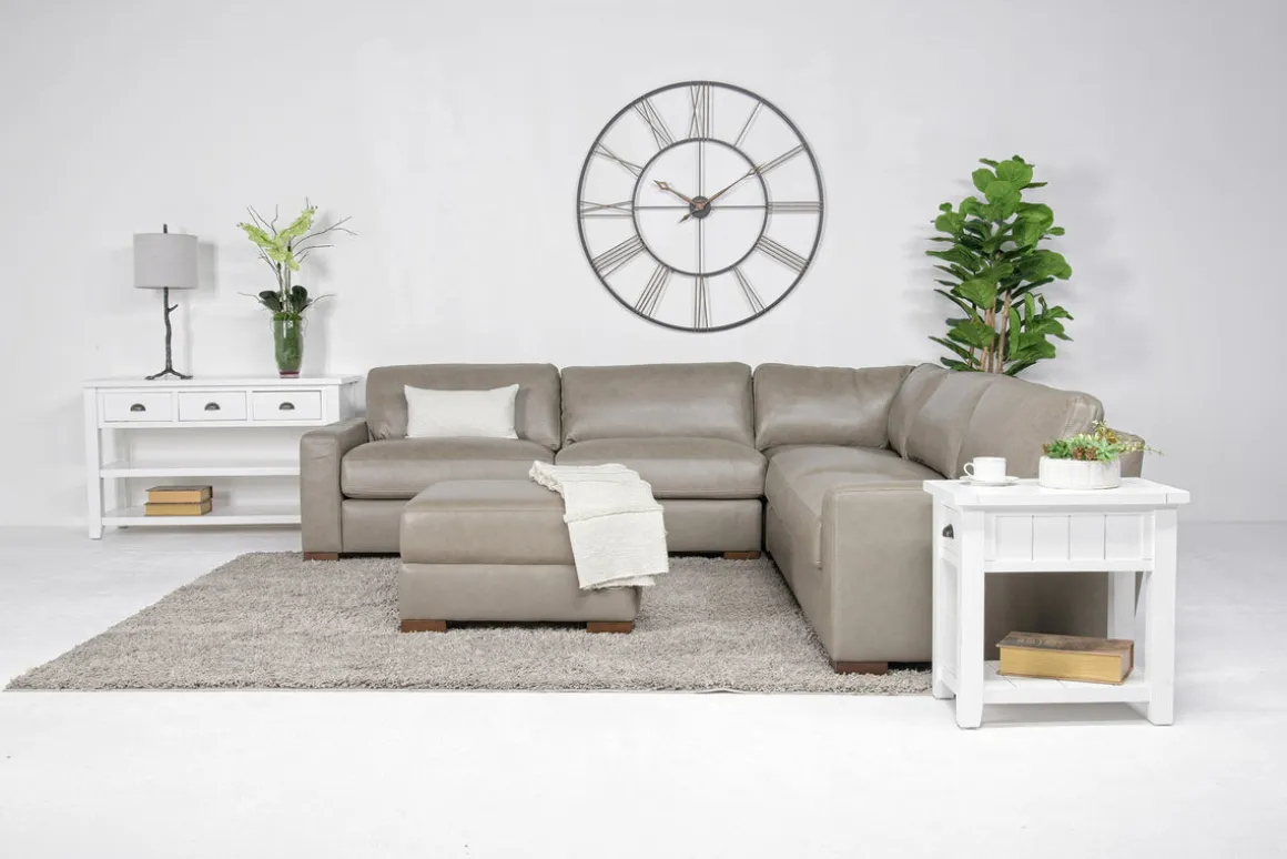 York 3 Piece Sectional In Chestnut Leather